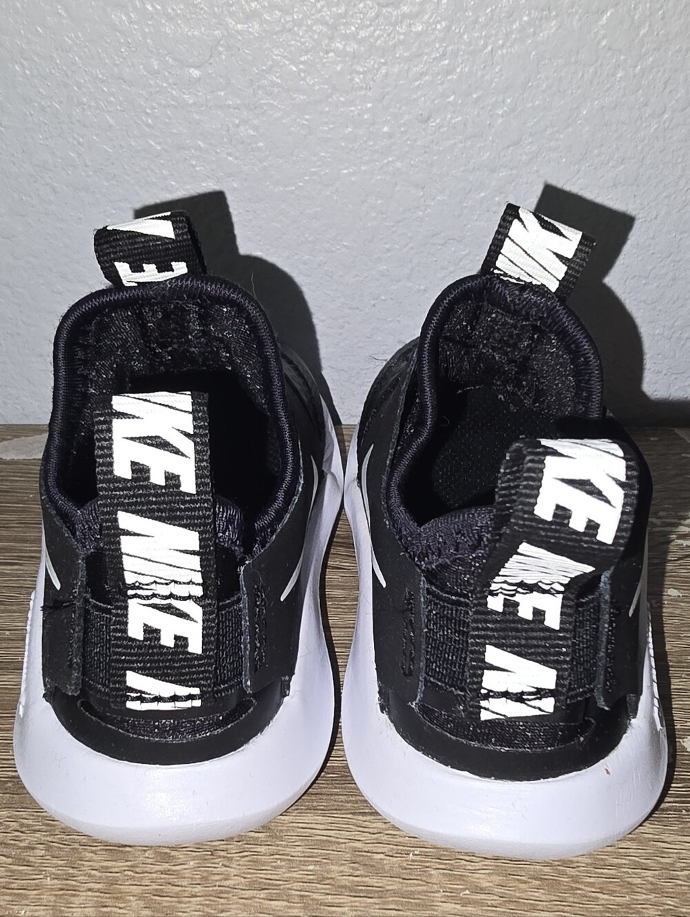 Nike Flex Runner Trainer Black & White Toddler Baby Sneakers Shoes Child Size 5C - Picture 6 of 9